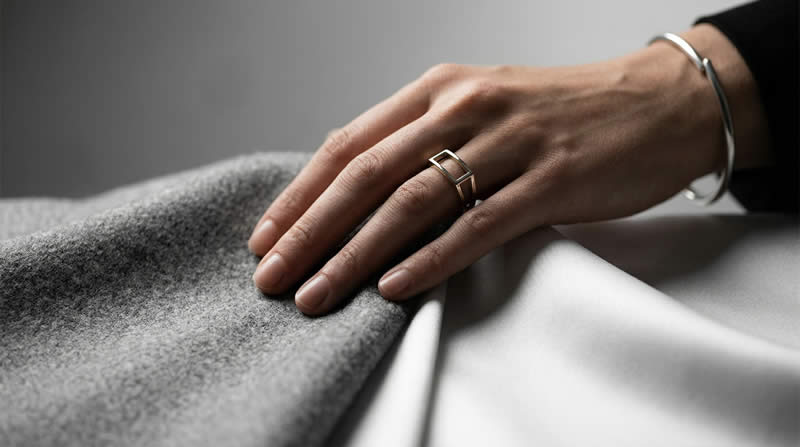 1775900200100250.jpg Gemini_Generated_Image_glk4qpglk4qpglk4 (1).jpg